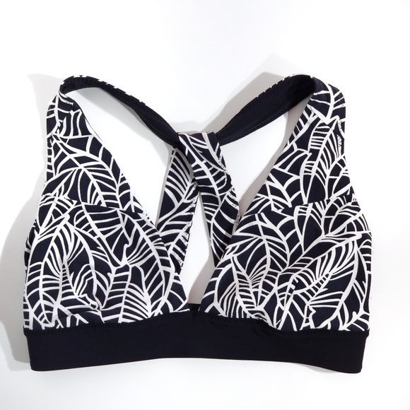 Lululemon | Shanti Surf Crossback Bikini Top